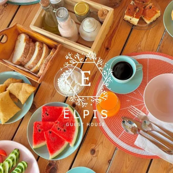 Elpis Guest House, hotel in Himare