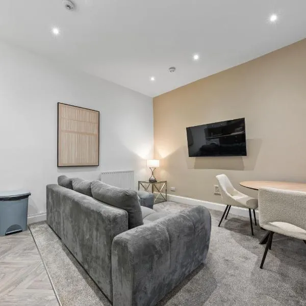 1-Bed Apartment in Loch Lomond with Sofa Bed, готель у місті Bonhill