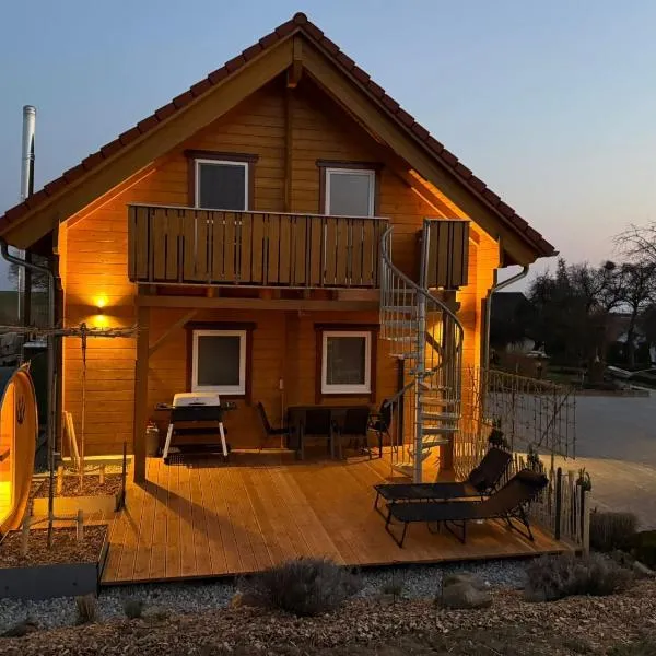 Viesnīca Ferienwohnung Geyer - NEU! mit Fasssauna - Altmühltal pilsētā Rennertshofen