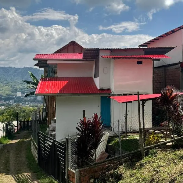 Finca Cafetera con Vista a las Montañas - Cerca de Pereira, hotel sa Dosquebradas