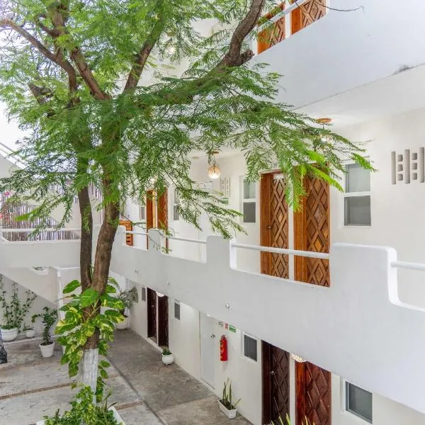 Ahava Hotel, viešbutis mieste Plaja del Karmenas