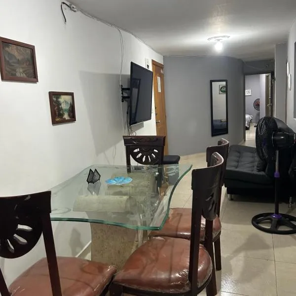 Acogedora Casa Cerca Del Graffitour Medellín, Hotel in Medellín