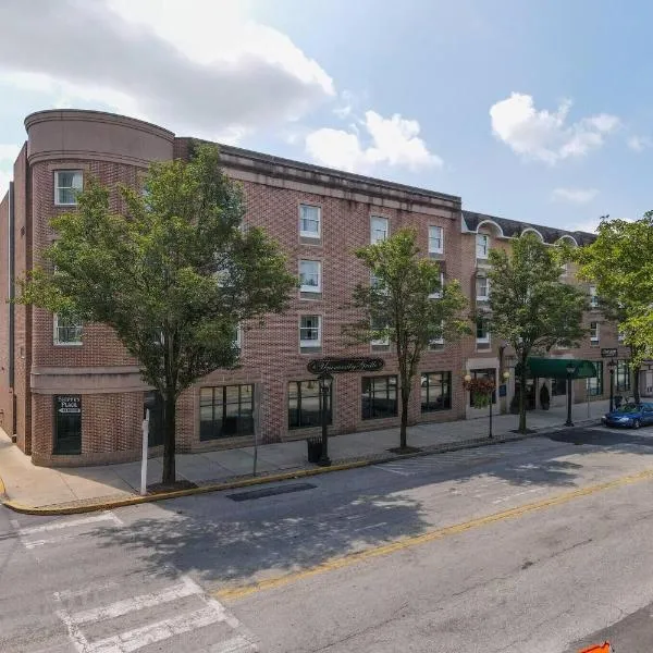 University Hotel & Suites Shippensburg, Trademark by Wyndham, hotel din Shippensburg