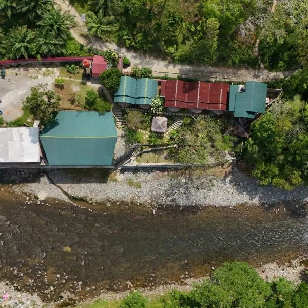 Asim Paris Guesthouse & jungle trekking, hotel di Bukit Lawang