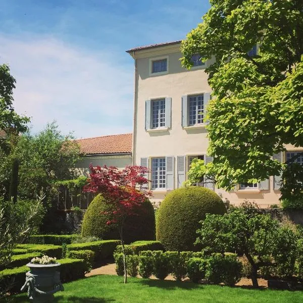 Demeure Bouquet, ξενοδοχείο σε Ambierle