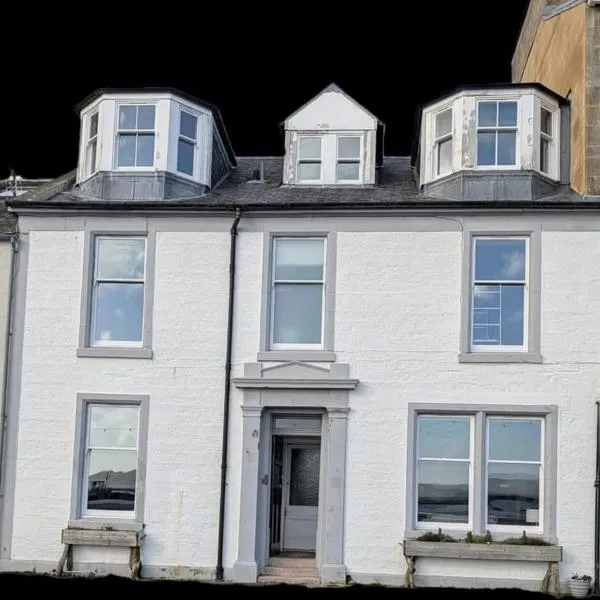 Millport में, होटल The Old Bank bed & breakfast