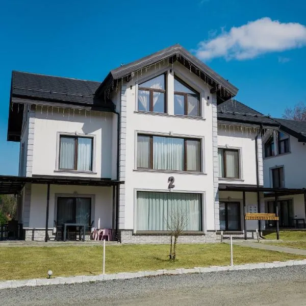 Royal Alpin Crown, hotell i Cavnic