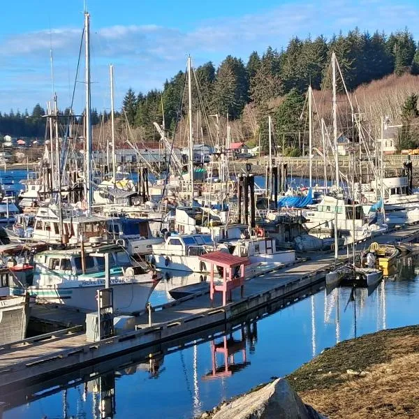 The Orca Inn, hotel u gradu 'Alert Bay'