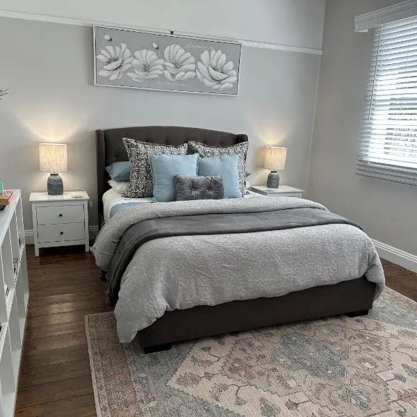 Daisy Cottage on Duke 1BR, ξενοδοχείο σε Yarram