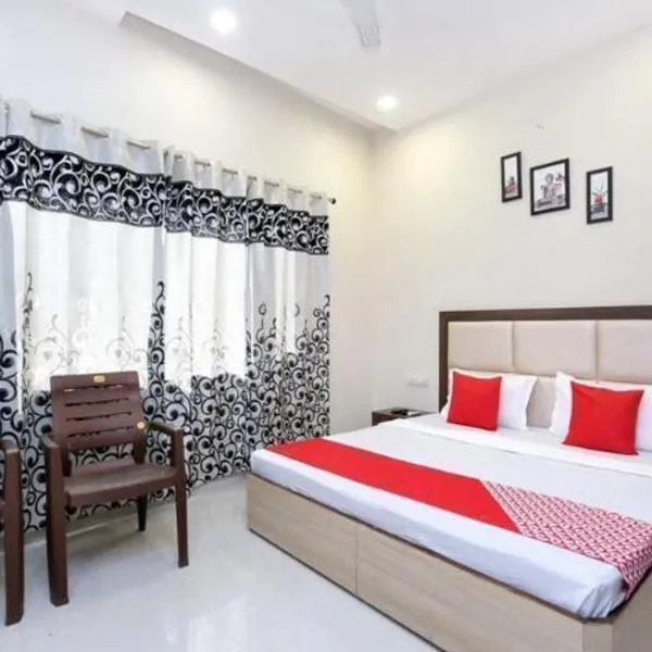 Forever view Hotel near Golden temple, khách sạn ở Amritsar