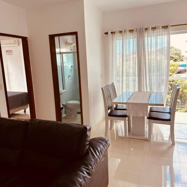 Apartmento com ar perto da praia em Rio das Ostras
