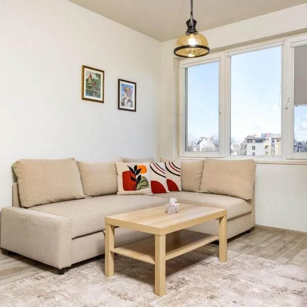 Spacious 2BR Apartment Zadruga South, hotel di Plovdiv