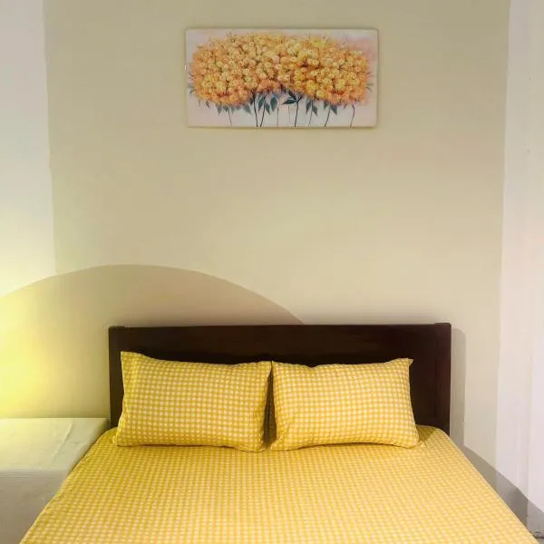 Tuổi Hồng Homestay - Thuận An – hotel w mieście Hue