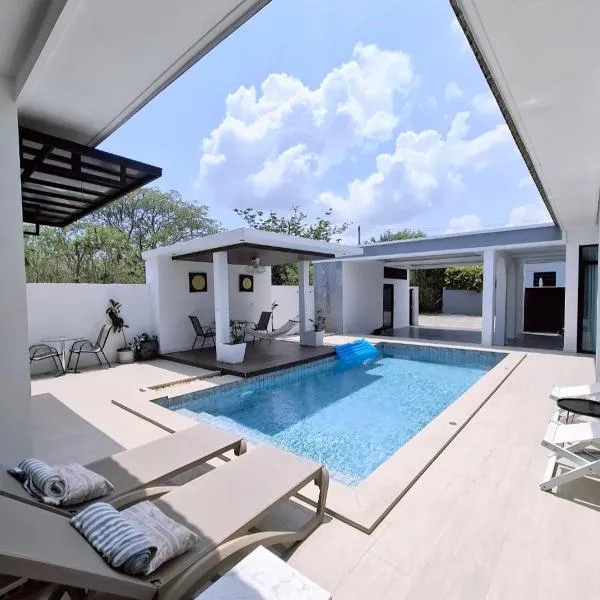 Ban surihan, Hotel in Hua Hin