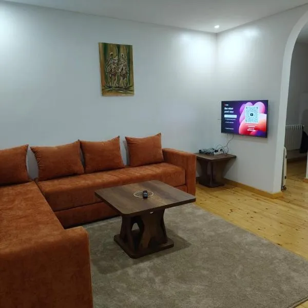 Apartment 030, hotel sa Azrou