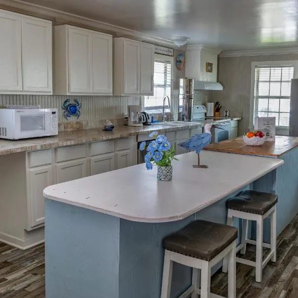 Blue Dolphin Inn and Cottages, hotel en Grand Isle