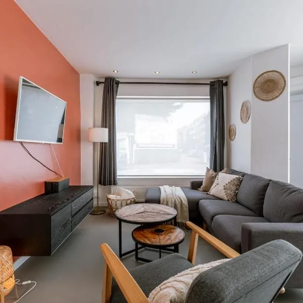 Casiola - Lovely cosy apartment for 5 persons in Knokke, hotel in Knokke-Heist