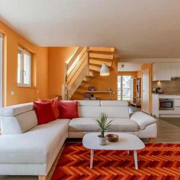 Casiola - Cozy seaside apartment with sunny terrace, hótel í Blankenberge