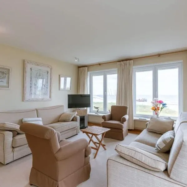 Casiola - Stunning Views & Prime Location, hotel in Knokke-Heist