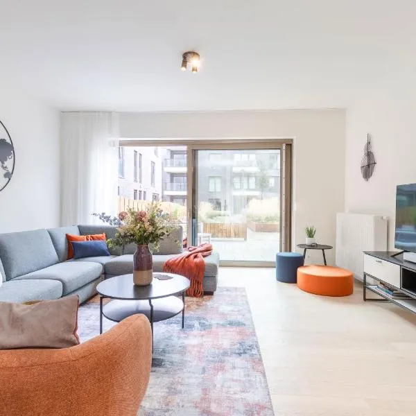 Casiola - New holiday home with parking near the beach, Hotel in Ostende