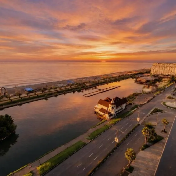 ORBI CITY - Royal Panorama Sea View Suites, hotel i Batumi