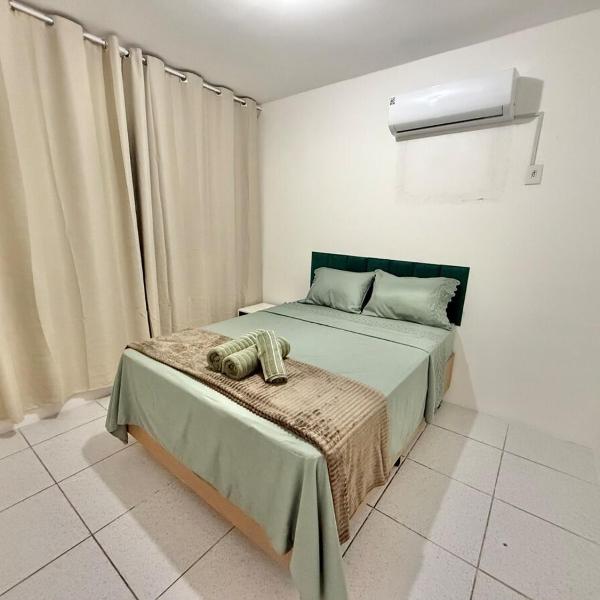 Apto com Piscina, Ar, Lava e Seca e Garagem - Foto 2