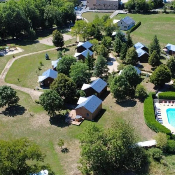Chalets de la Colagne, hôtel à Chirac