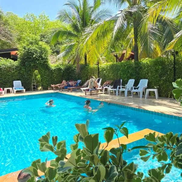 Baan Suan Rim Klong Resort โรงแรมในเกาะลันตา