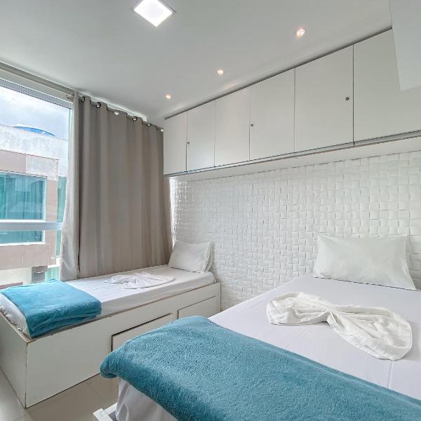 Casa Duplex 2 quartos com ar condicionado, sala, cozinha completa e internet privativa, a 80m metros da Praia de Taperapuã. Residencial Vila dos Diamantes, condomínio com piscina, 1 vaga de garagem e área gourmet - Foto 2