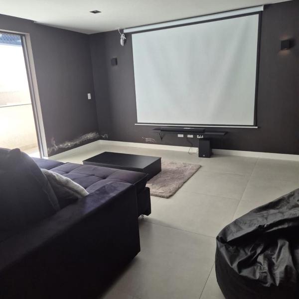 Studio novo localizado na área central de Curitiba