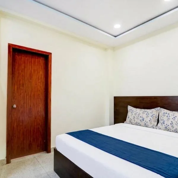 Hotel Darbar Comfort Inn Near Lullu Mall, Kukatpally, hotelli kohteessa Hyderabad