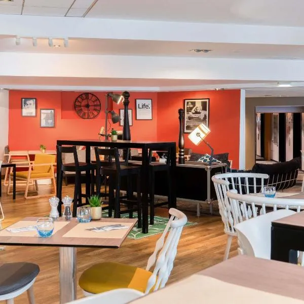 Novotel Paris Rueil Malmaison โรงแรมในเรย-มัลเมซง