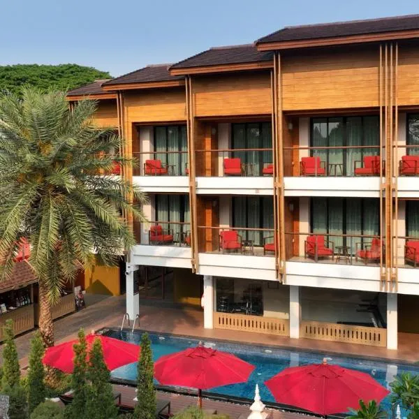 March Hotel & Suite Riverside, viešbutis mieste Čiang Majus