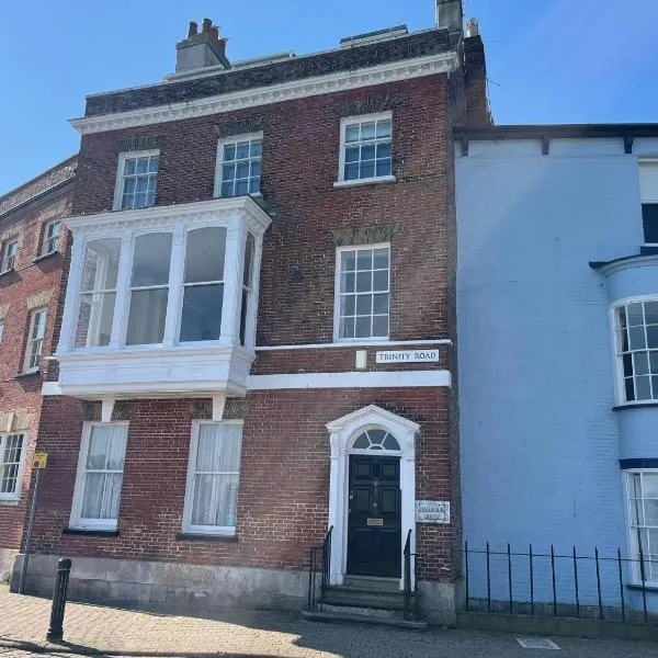Monarch, hotel in Weymouth