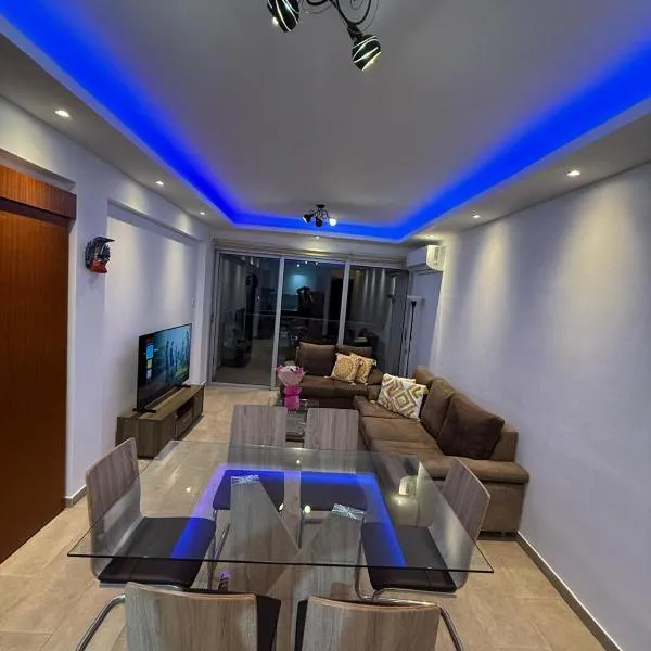 777 Stars, hotel in Paphos