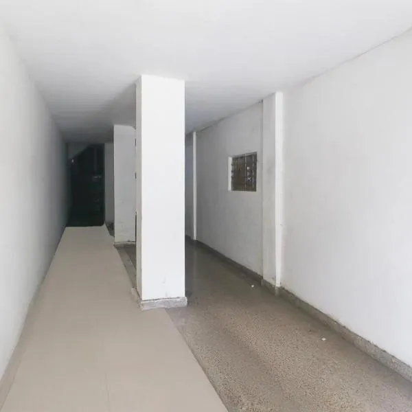 Super Townhouse Bank More Dhanbad Formerly Rise And Dine, hotel in Dhanbad