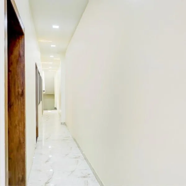 Townhouse Govardhan, hotel in Govardhan