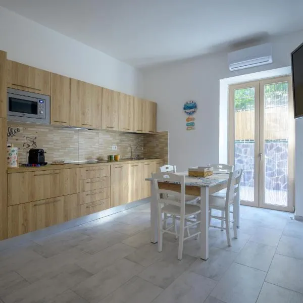 Danys home, Hotel in Ischia Town