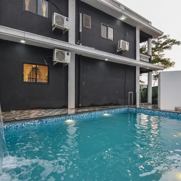 JAGUAR VILLA II 3BHK II AC II POOL Il EMPYREAN STAY, hotel a Lonavala