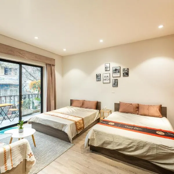 Vietnam Travelers Home 4 - Spacious Bathtub & Cozy Private Balcony, hotel a Hanoi