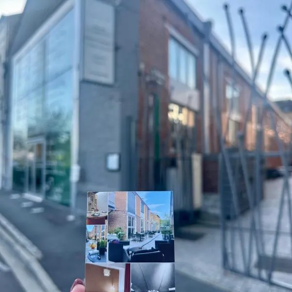 Hôtel Le Dormeur du Val, ξενοδοχείο στη Σαρλβίλ-Μεζιέρ