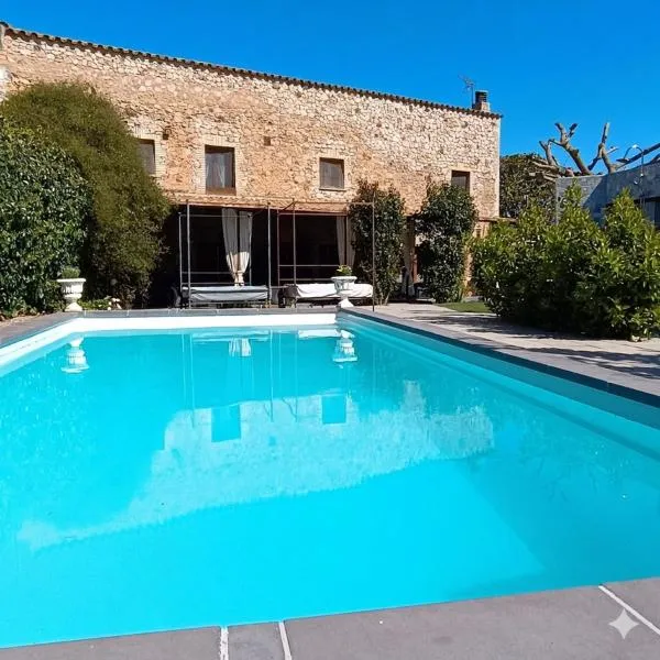 Can Cinto, hotel i Vilamacolum