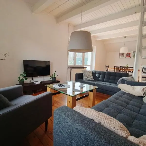 Apartamenty 47, hotel en Dorotowo