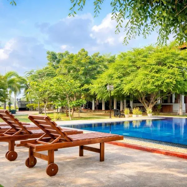 Aqua Hotel Yala, hotell i Yala