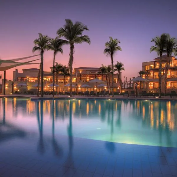 Jaz Little Venice Golf Resort, hotel en Al Ḩafāʼir