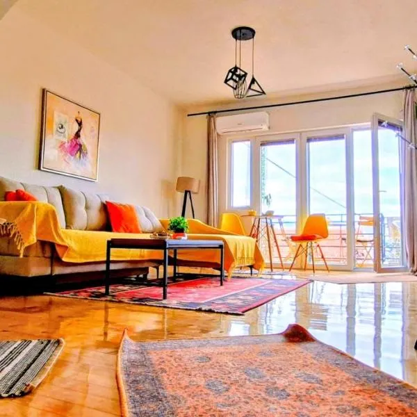 Skopje panoramic amazing view, full renovated, hotel em Vodno