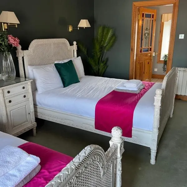 The Ormond Apartments, hotelli kohteessa Dungarvan