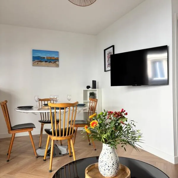 L'ecrin Sétois - T2 Climatisé - Centre Ville - Terrasse, hôtel à Sète