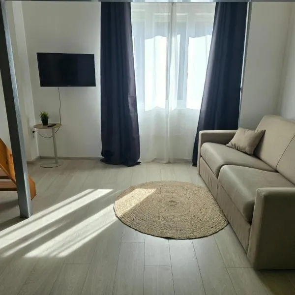 Studio cosy avec mezzanine & parking 2min Walibi, Hotel in Les Avenières