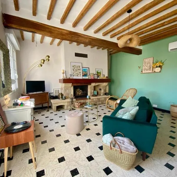 Maison chaleureuse Babyfoot, vinyles & détente, Hotel in Belleuse